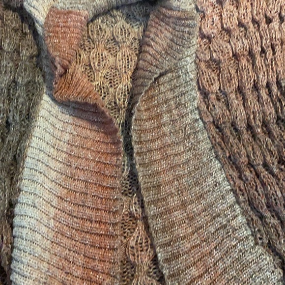 Dress Barn knit short sleeve sweater vest multi colors with a bit of shimmer - Picture 2 of 9